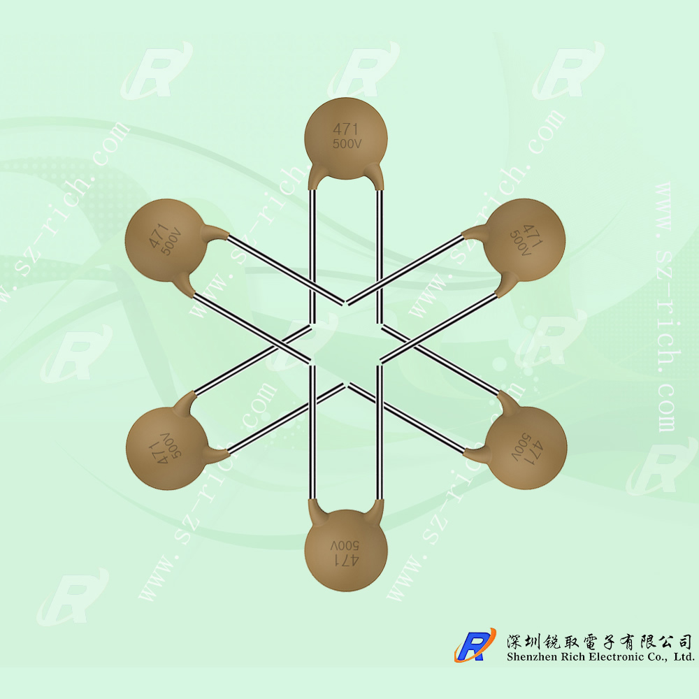 Low voltage porcelain chip capacitor